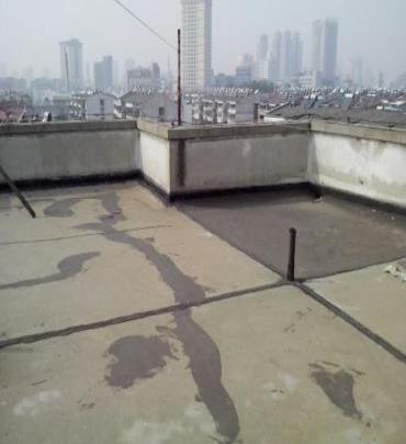 墨玉漏水维修 楼顶漏水是什么原因，楼顶漏水维修方法是什么?